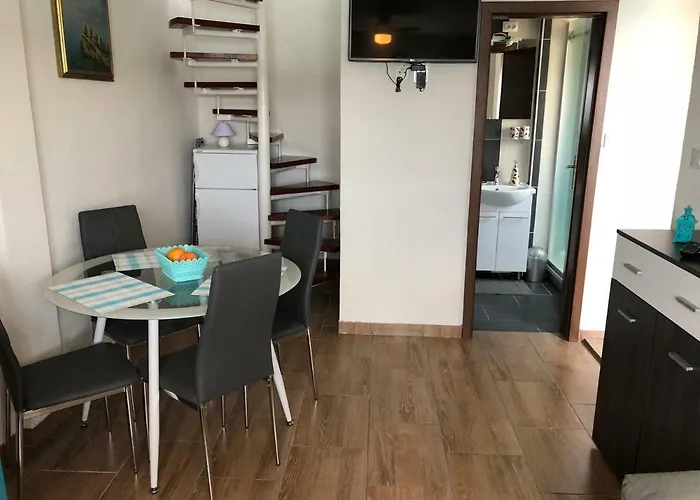 Copacabljaja * Betina (Sibenik-Knin)